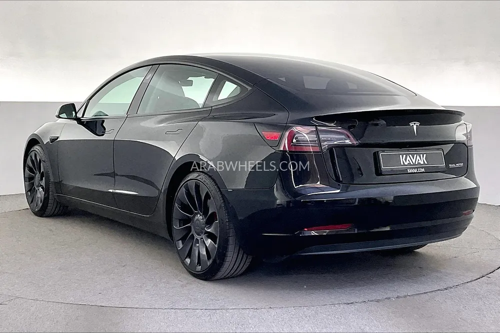 تسلا موديل 3 2021 for Sale in الشارقة Image-3