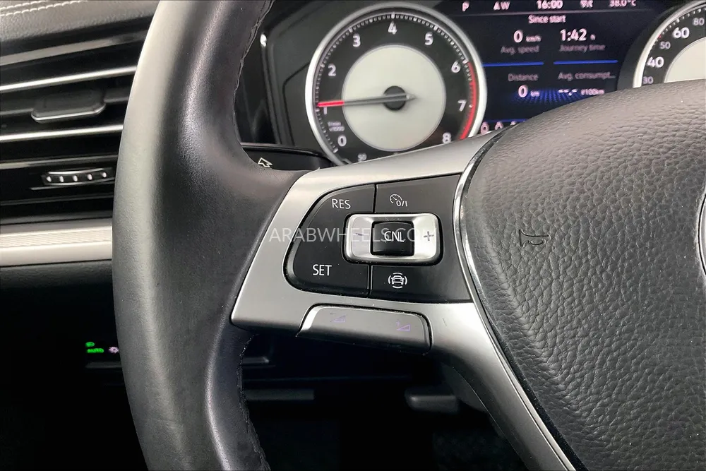 Volkswagen Touareg 2019 for Sale in Sharjah Image-38