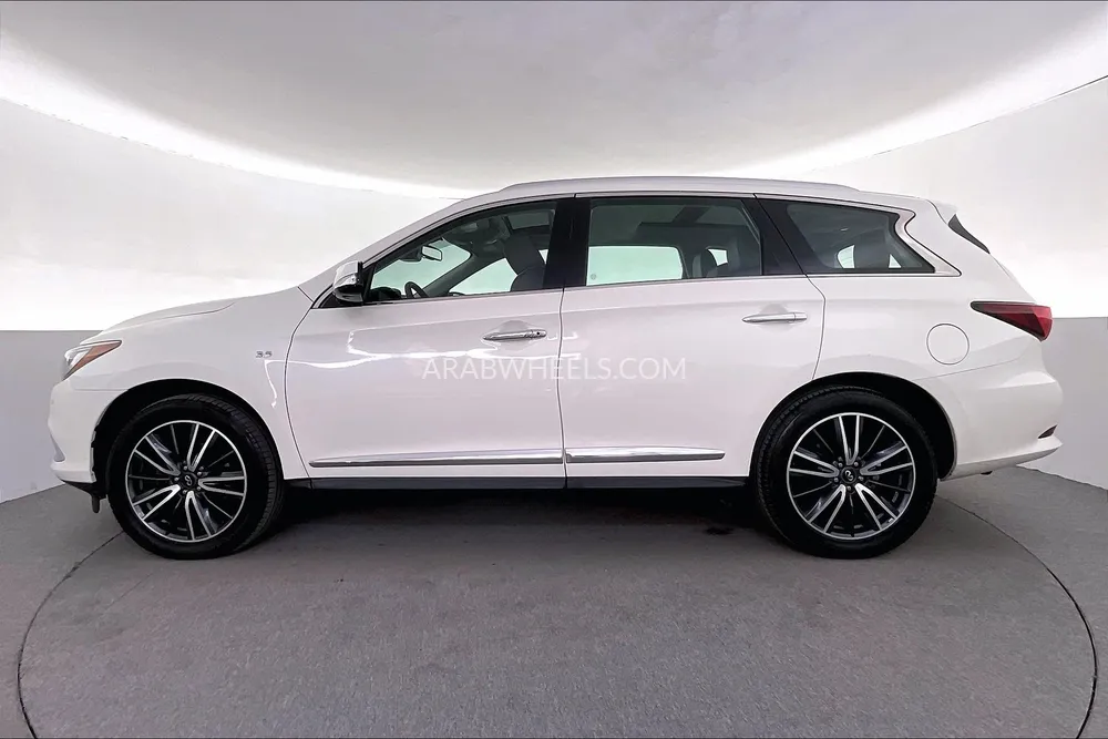 Infiniti QX60 2020 for Sale in Sharjah Image-7