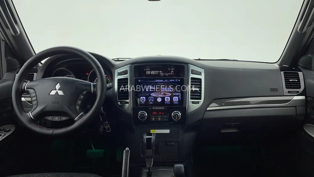 Mitsubishi Pajero 2020 for Sale in Dubai Image-12