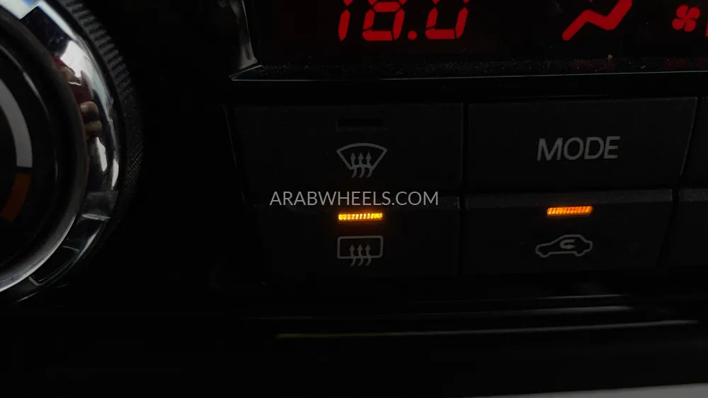 Mitsubishi Pajero 2020 for Sale in Dubai Image-40