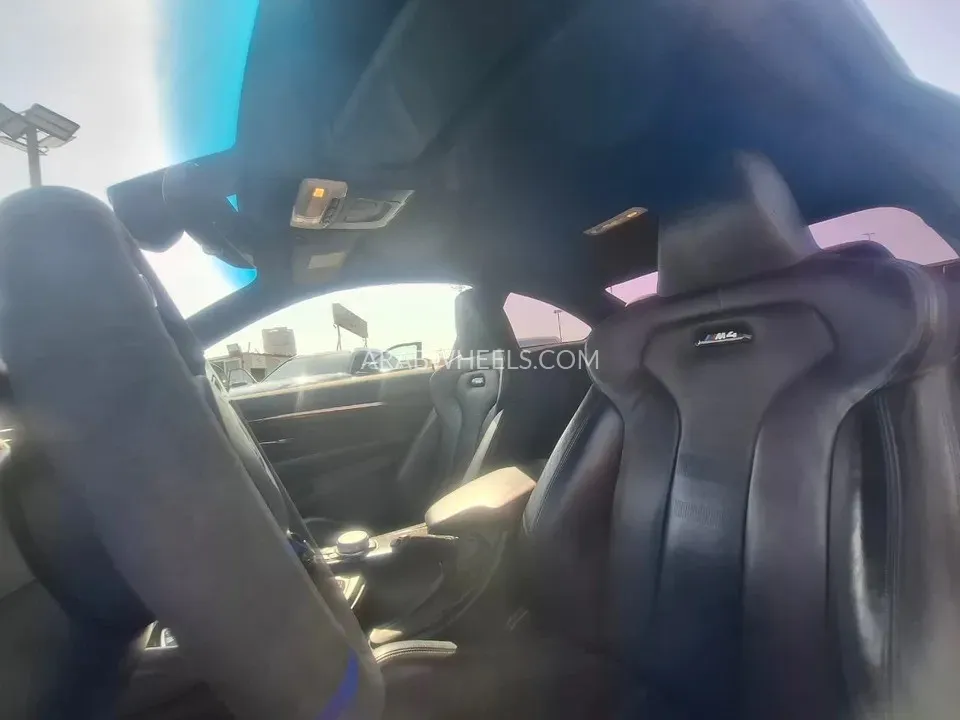 بي إم دبليو الفئة الرابعة 2018 for Sale in عجمان Image-6