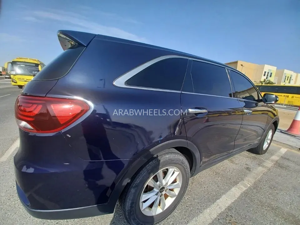 Kia Sorento 2020 for Sale in Ajman Image-9