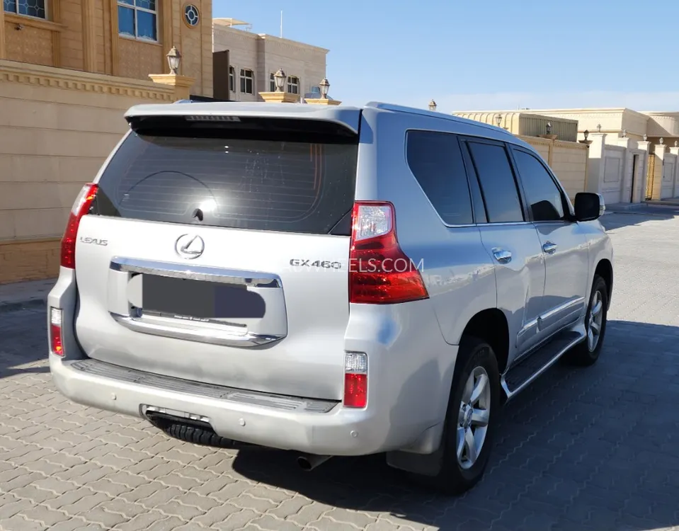 Lexus GX 2010 for Sale in Abu Dhabi Image-8