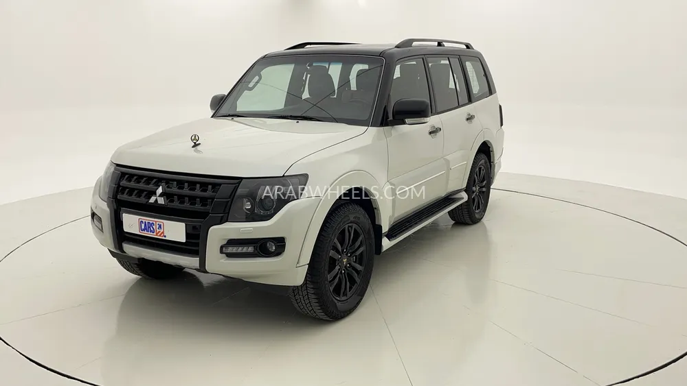 Mitsubishi Pajero 2020 for Sale in Dubai Image-7