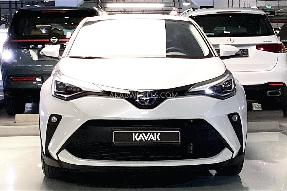 Toyota C-HR 2023 for Sale in Sharjah Image-2