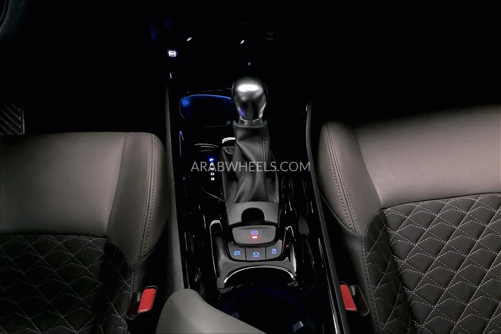 Toyota C-HR 2023 for Sale in Sharjah Image-14