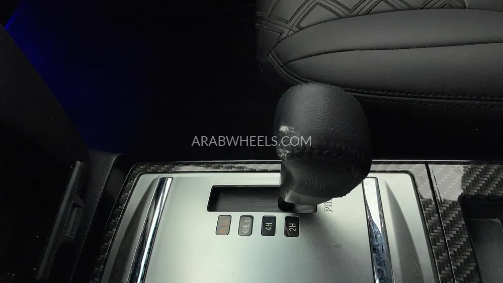 Mitsubishi Pajero 2020 for Sale in Dubai Image-33