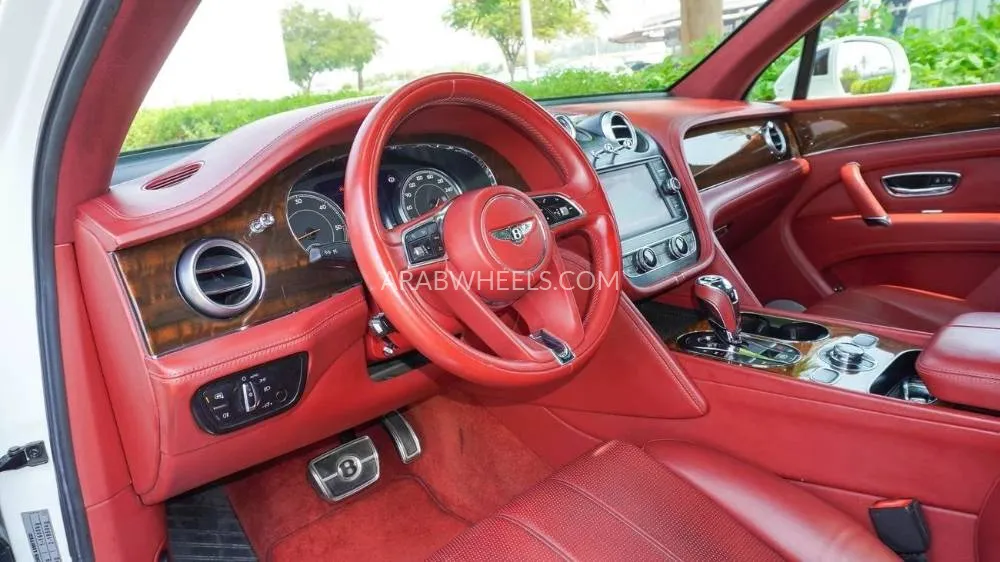 Bentley Bentayga 2018 for Sale in Dubai Image-6