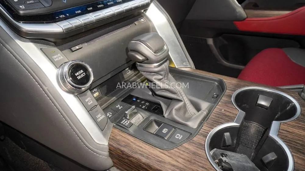 Toyota Land Cruiser 2023 for Sale in Dubai Image-13
