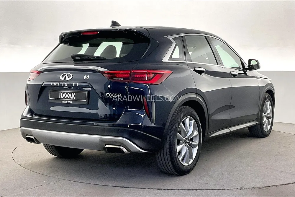 Infiniti QX50 2021 for Sale in Dubai Image-6