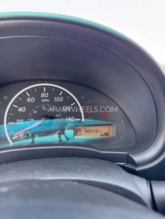 Nissan Versa 2015 for Sale in Sharjah Image-6