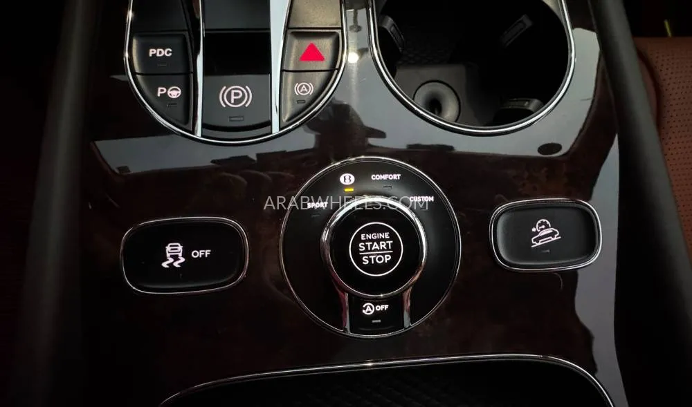 Bentley Bentayga 2018 for Sale in Dubai Image-14