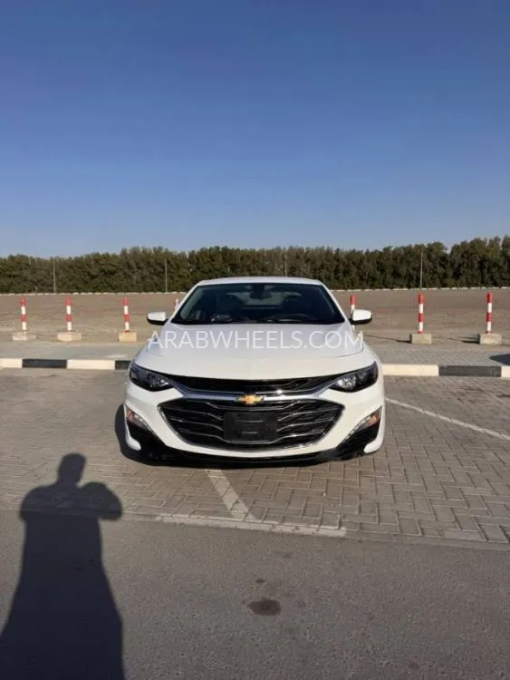 Chevrolet Malibu 2022 for Sale in Sharjah Image-2