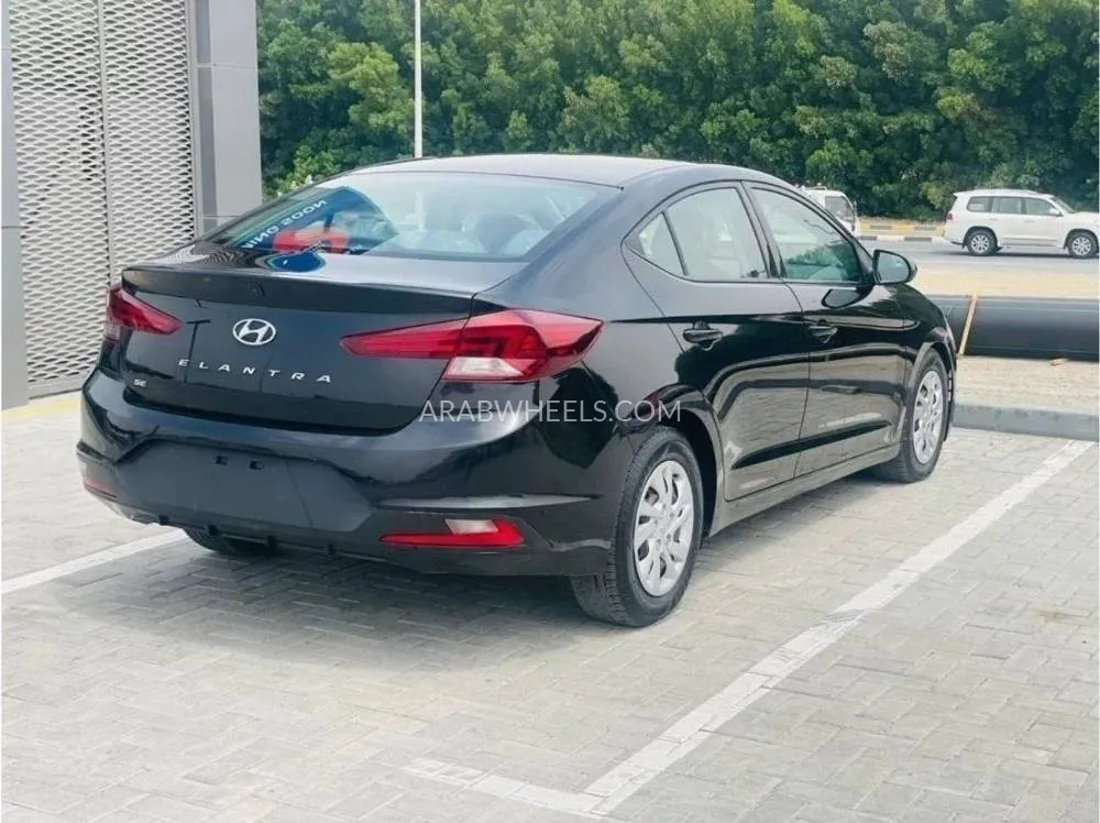 Hyundai Elantra 2020 for Sale in Sharjah Image-11