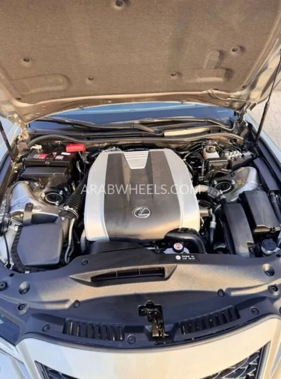 Lexus IS 2023 for Sale in Sharjah Image-3