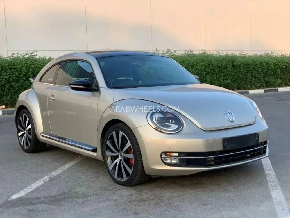 Volkswagen Beetle 2015 for Sale in Dubai Image-1