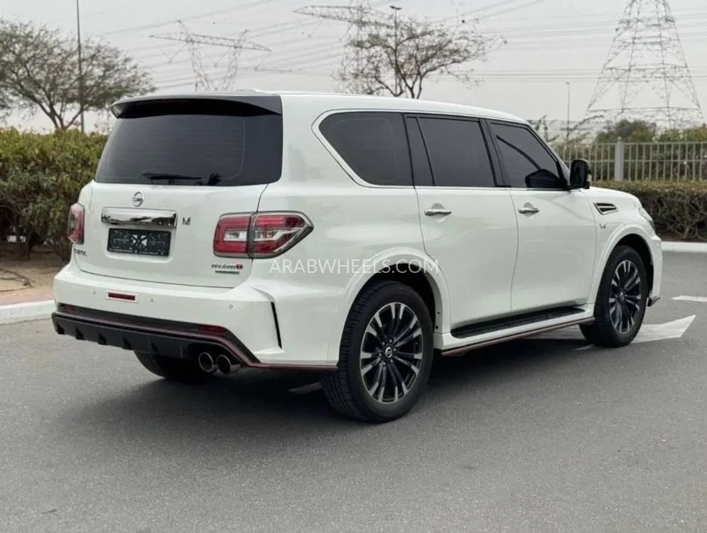 Nissan Patrol 2019 for Sale in Dubai Image-19
