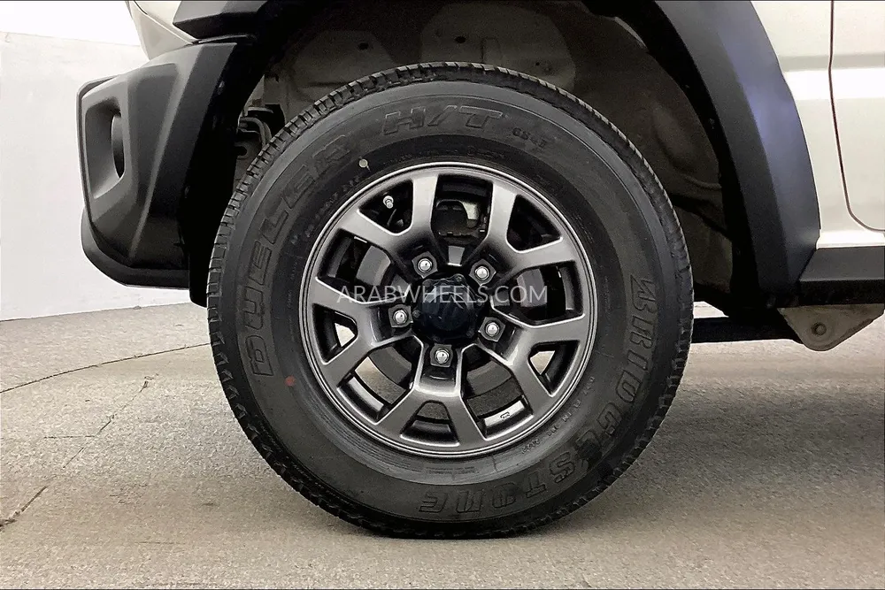 Suzuki Jimny 2023 for Sale in Dubai Image-9