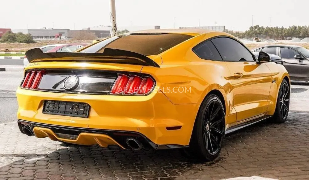 Ford Mustang 2015 for Sale in Sharjah Image-12