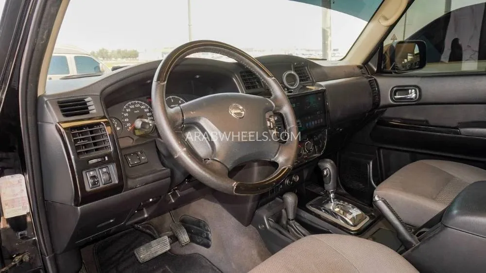 Nissan Patrol 2019 for Sale in Sharjah Image-8