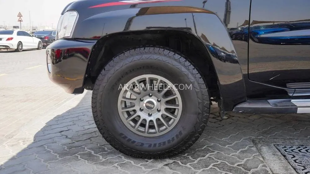 Nissan Patrol 2019 for Sale in Sharjah Image-20