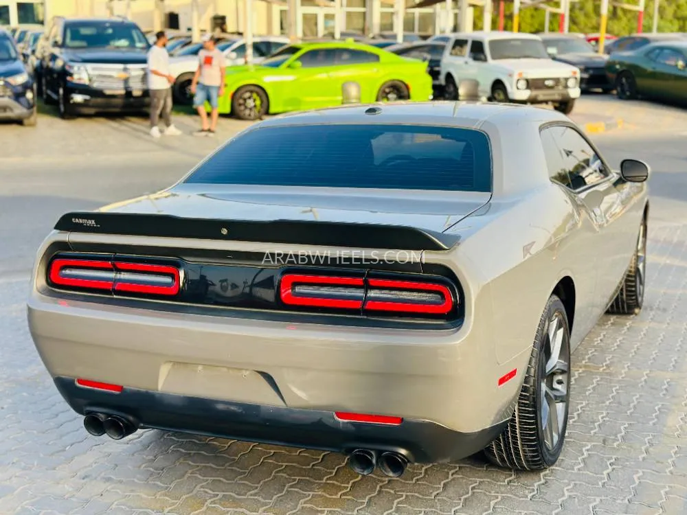 Dodge Challenger 2019 for Sale in Sharjah Image-13