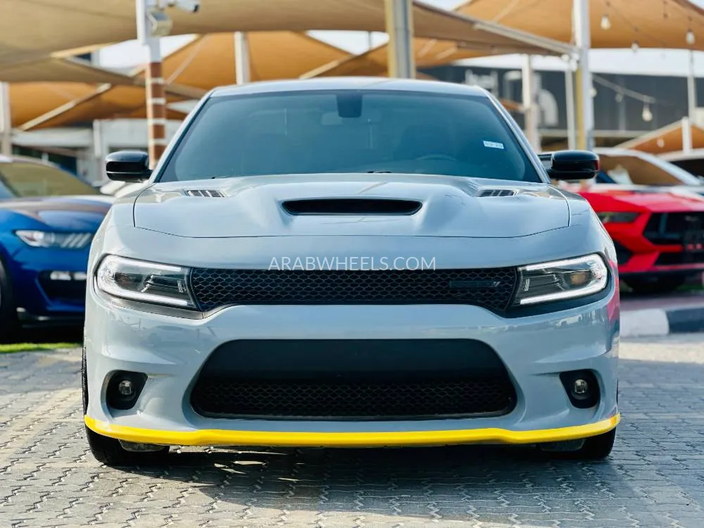 Dodge Charger 2022 for Sale in Sharjah Image-2