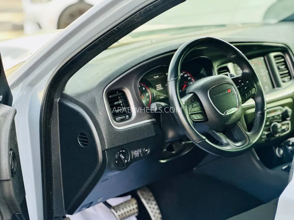 Dodge Charger 2022 for Sale in Sharjah Image-6