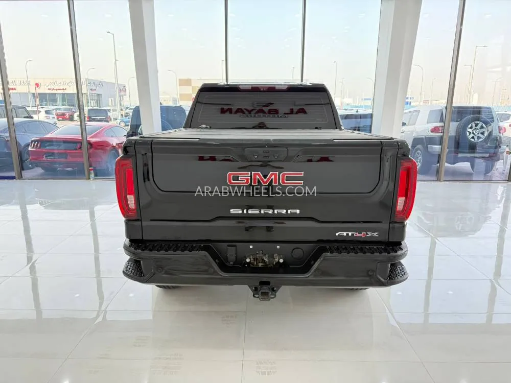 GMC Sierra 2022 for Sale in Abu Dhabi Image-12