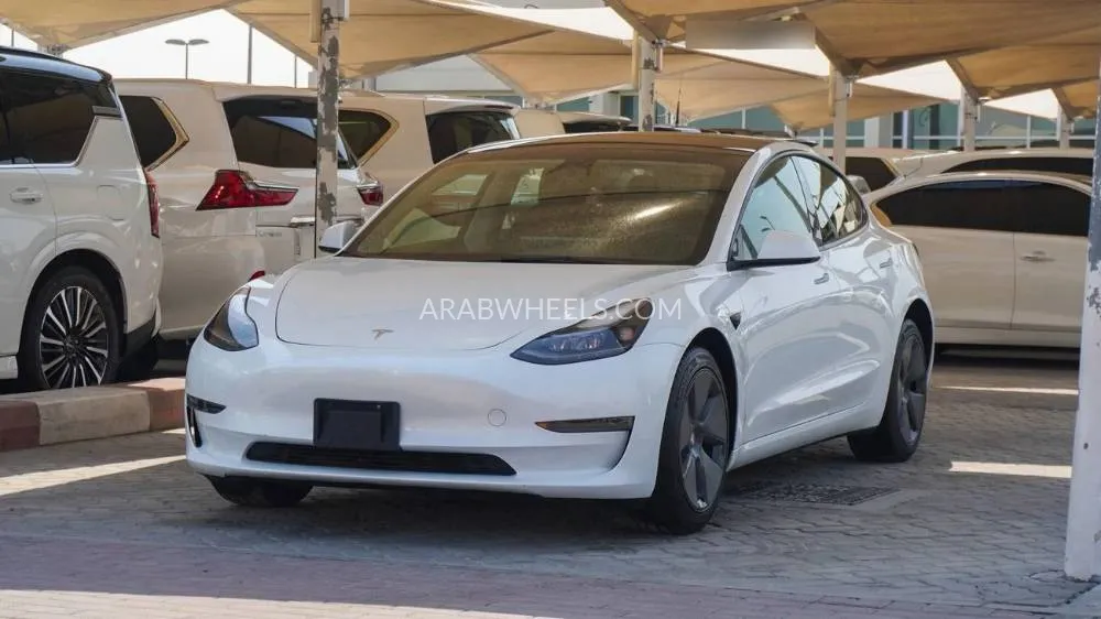 تسلا موديل 3 2023 for Sale in الشارقة Image-3