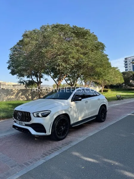 Mercedes Benz GLE Class 2023 for Sale in Dubai Image-2