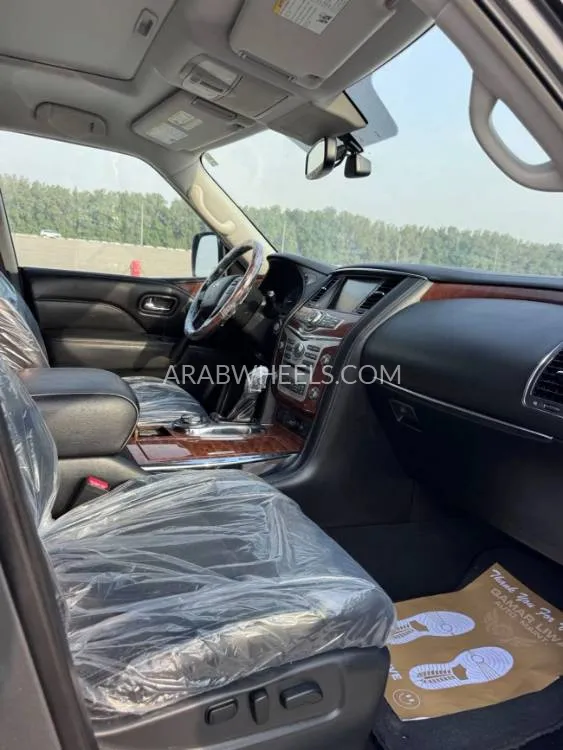 Infiniti QX80 2018 for Sale in Sharjah Image-10