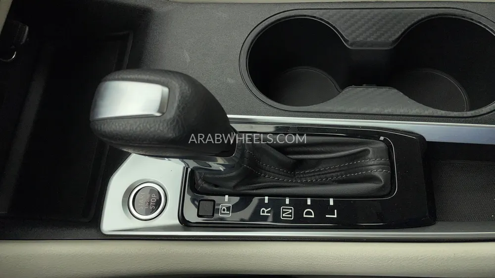 Nissan Altima 2020 for Sale in Dubai Image-17