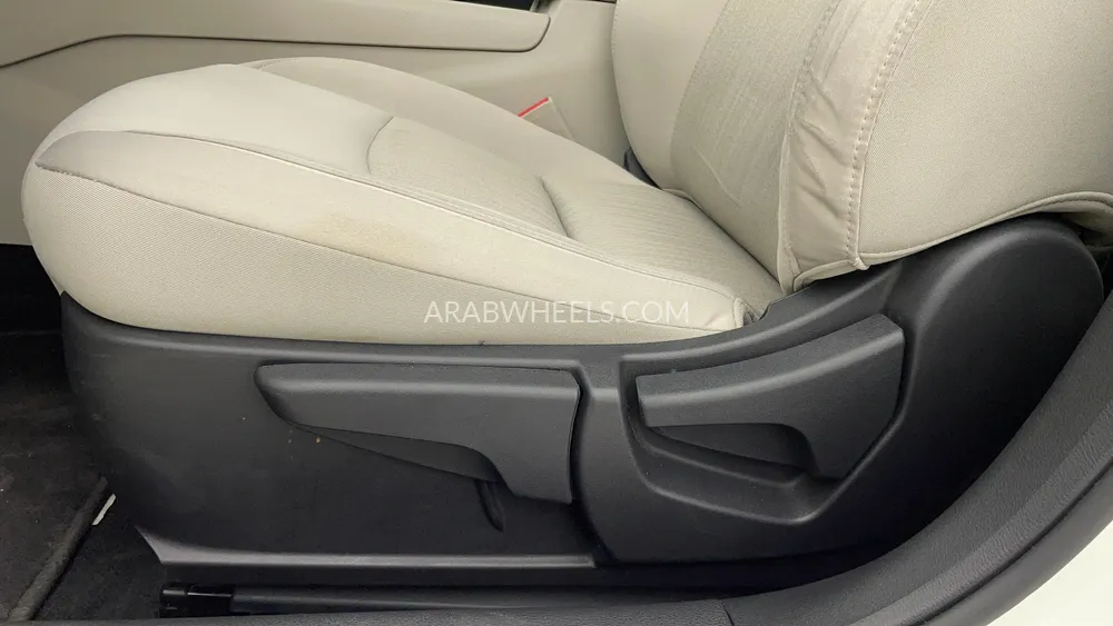 Nissan Altima 2020 for Sale in Dubai Image-21