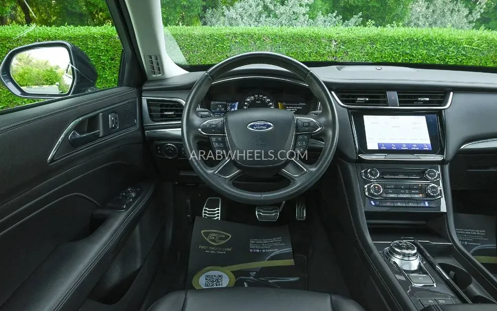 Ford Taurus 2022 for Sale in Sharjah Image-10