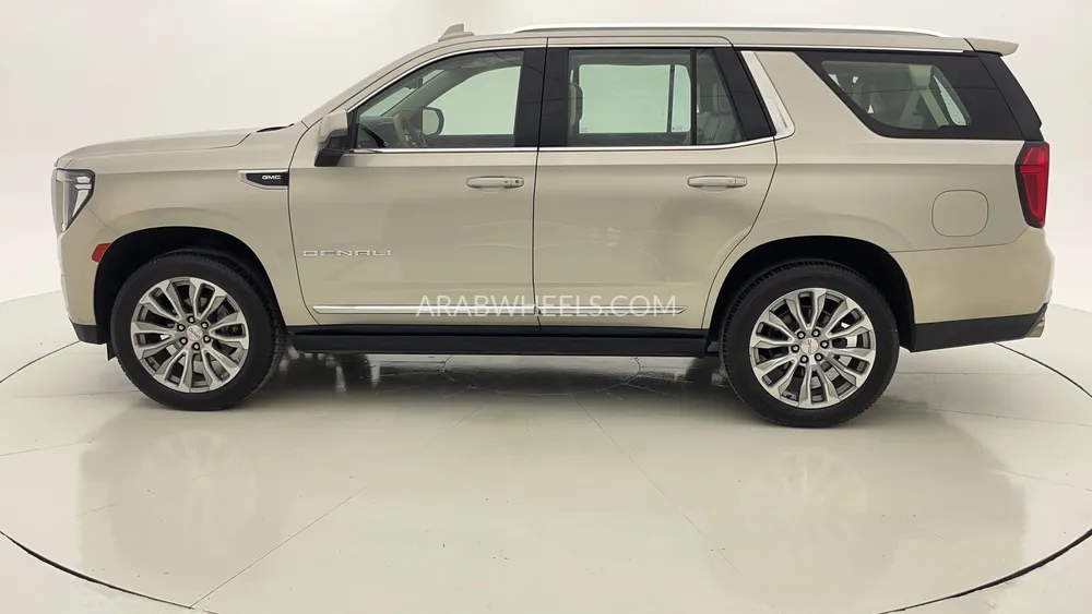 GMC Yukon 2022 for Sale in Dubai Image-6