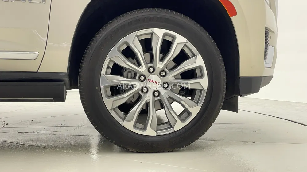 GMC Yukon 2022 for Sale in Dubai Image-10
