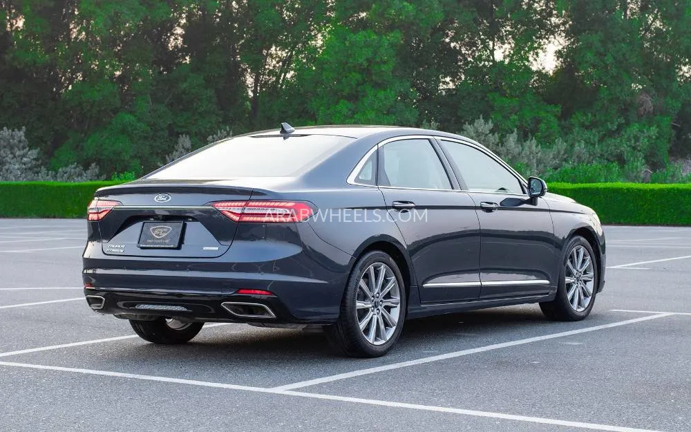 Ford Taurus 2022 for Sale in Sharjah Image-20