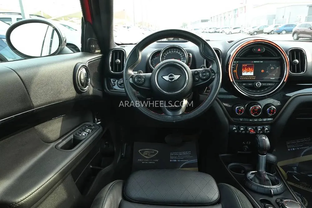 Mini Countryman 2017 for Sale in Sharjah Image-8