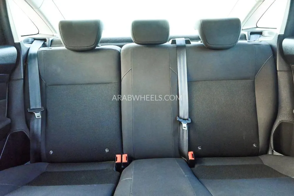 Ford Focus 2018 for Sale in Sharjah Image-16