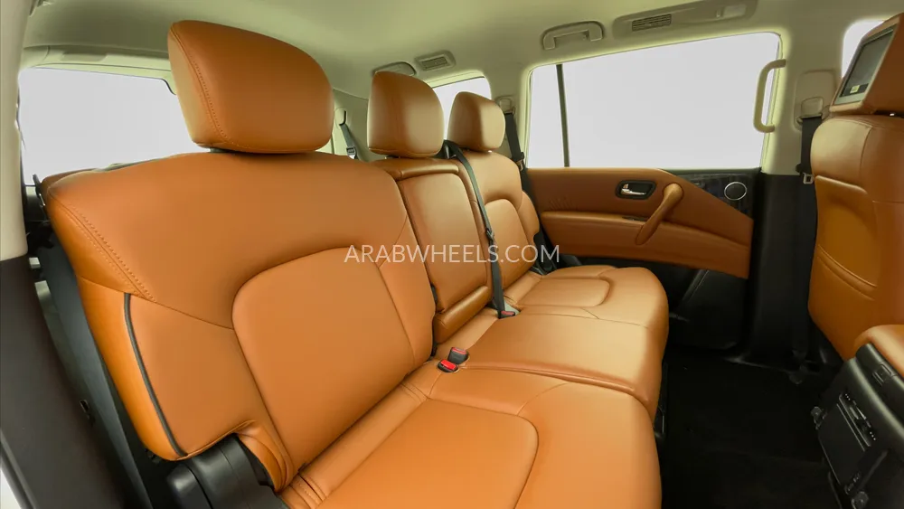 Nissan Patrol 2021 for Sale in Dubai Image-27