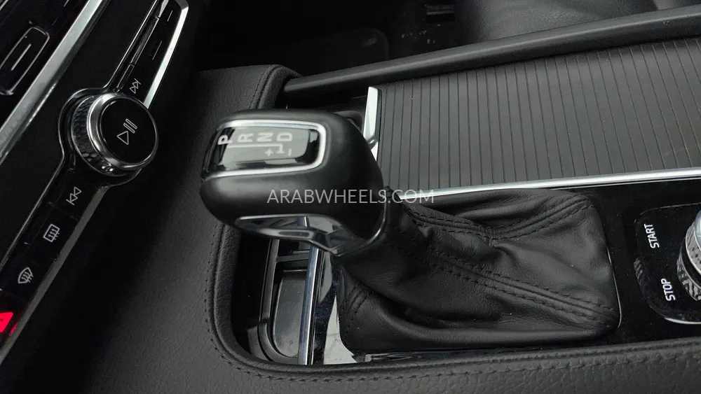 فولفو إس 90 2017 for Sale in دبي Image-20