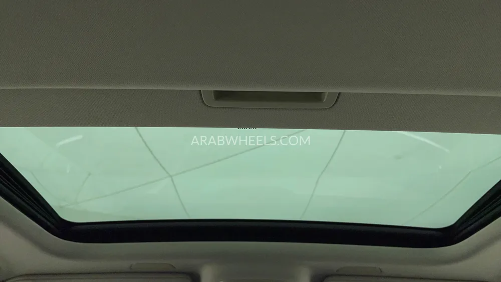 فولفو إس 90 2017 for Sale in دبي Image-26