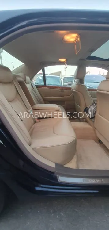 Lexus LS 2005 for Sale in Sharjah Image-8