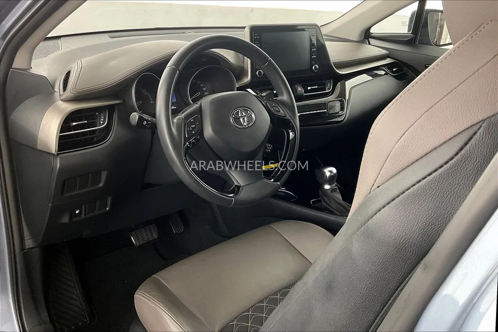 Toyota C-HR 2023 for Sale in Dubai Image-26