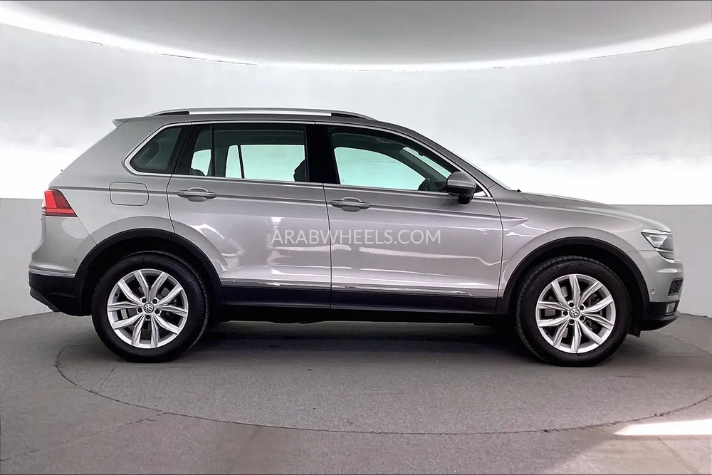 Volkswagen Tiguan 2020 for Sale in Sharjah Image-8