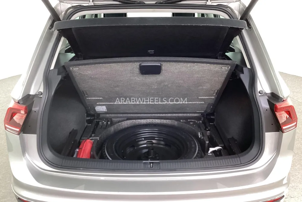 Volkswagen Tiguan 2020 for Sale in Sharjah Image-14