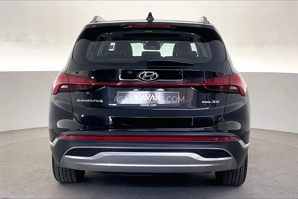 Hyundai Santa Fe 2022 for Sale in Sharjah Image-5