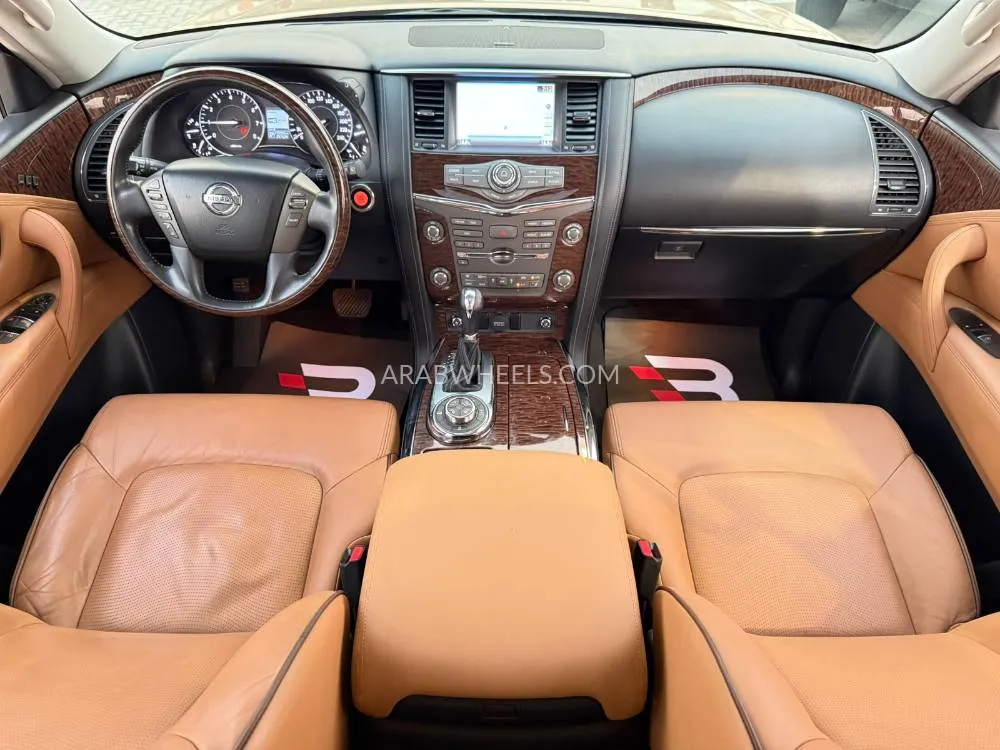 Nissan Patrol 2016 for Sale in Abu Dhabi Image-5